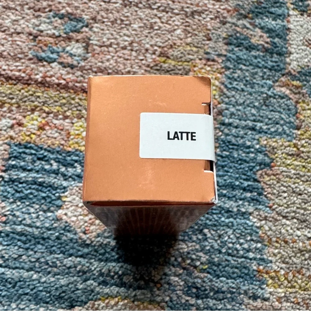 Anastasia Beverly Hills Stick Blush in Latte - Picture 4 of 6